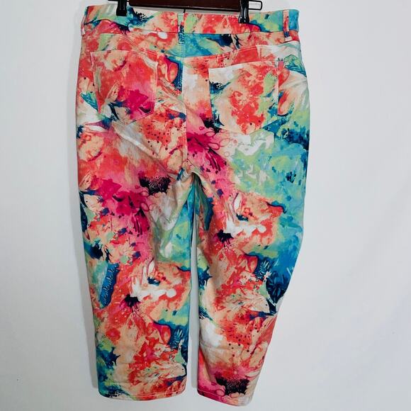 Chico's Perfect Stretch Girlfriend Slim Leg Capri - Women's Size 2.5 (14) - Picture 2 of 12